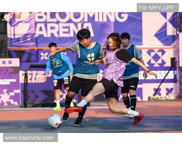 全运会足球决赛精彩落幕赛场上演激烈对决与感人时刻