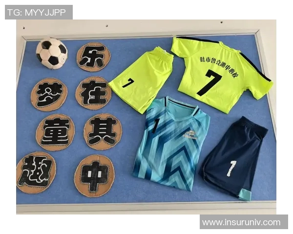 足球元素拱门的设计理念与文化意义探讨