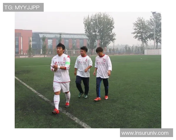 足球屈凯的传奇之路:从青涩少年到职业球员的奋斗历程 足球屈凯的传奇之路:从青涩少年到职业球员的奋斗历程